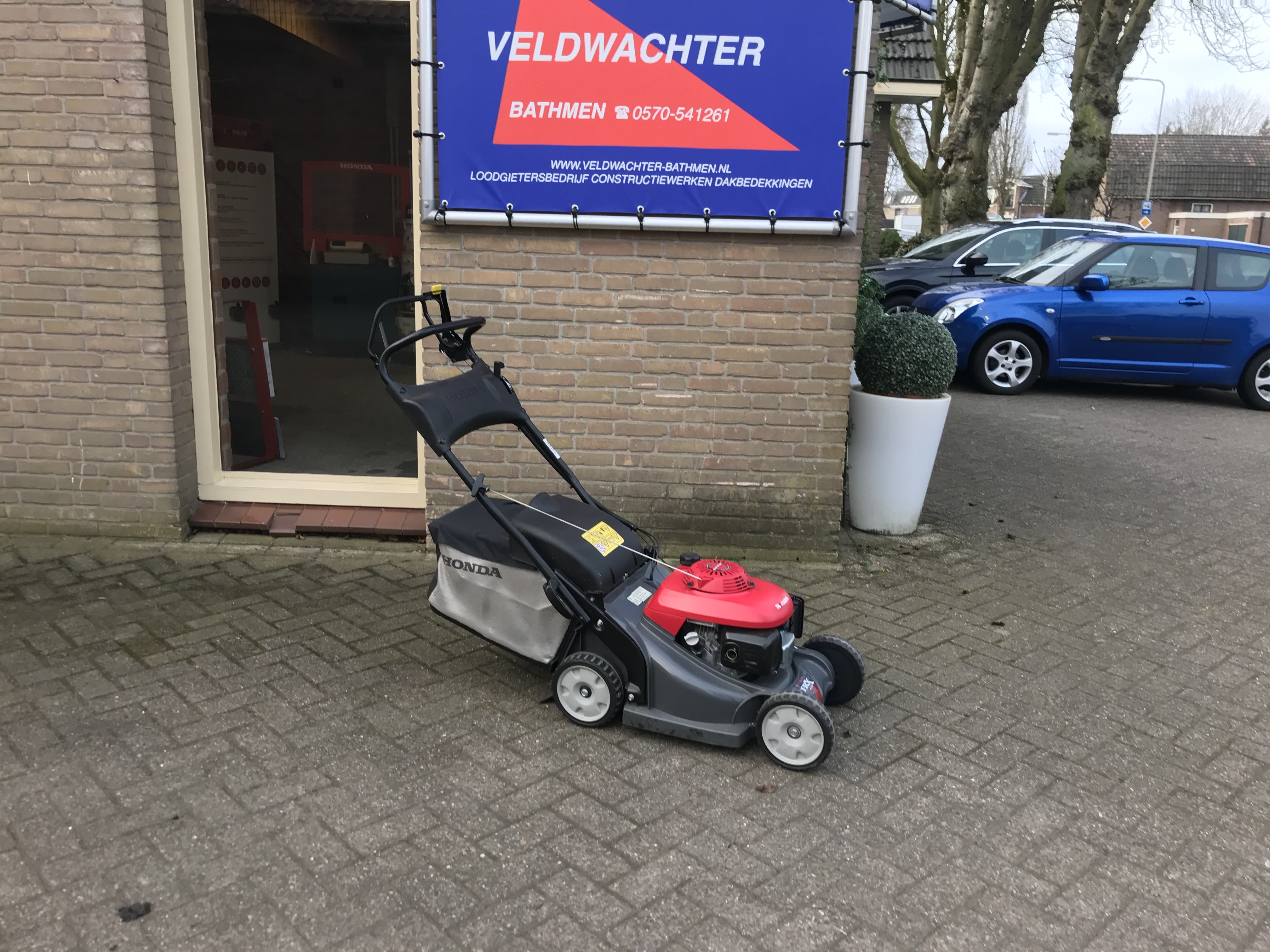 HRX 426SX 42 cm. rotostop en aandrijving DEMO 600